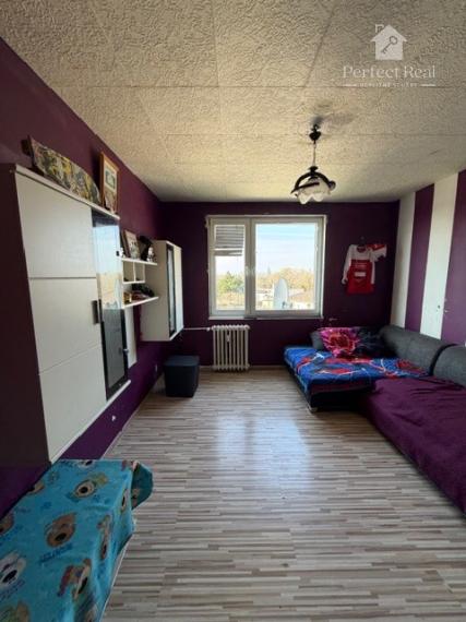 Na predaj 3.izbový byt 74,13m2 v pôvodnom stave v obci Igram .