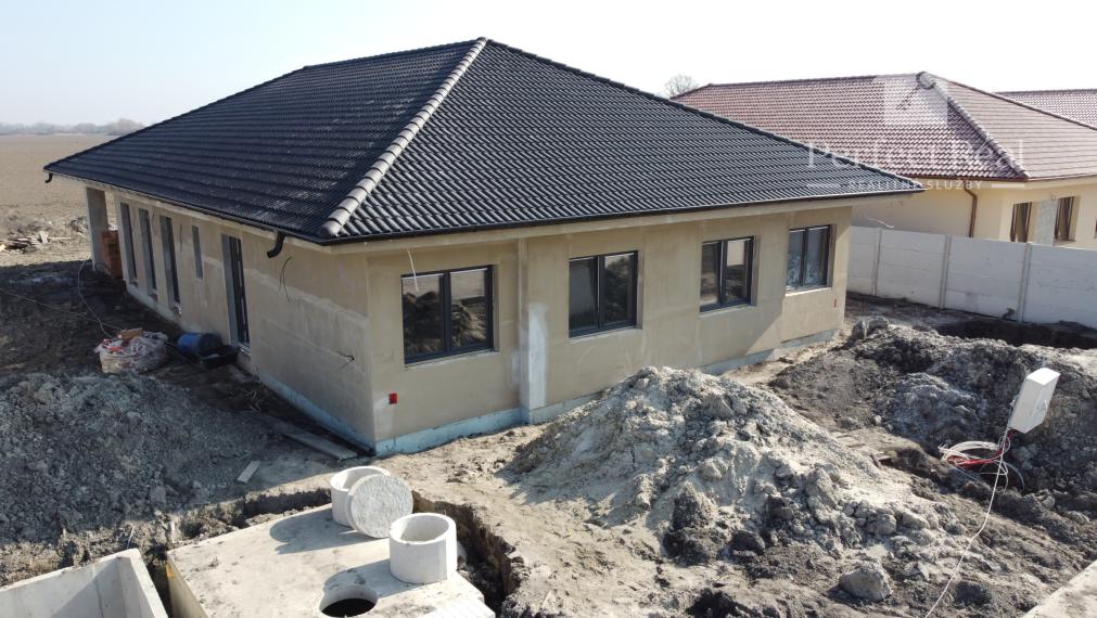 4izbová novostavba v obci Michal na Ostrove - Kolónia / dvojdom