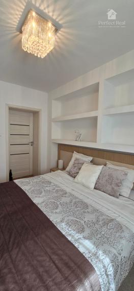 Krásny, plne zariadený rodinný dom s nádhernou záhradou v Topoľníkoch