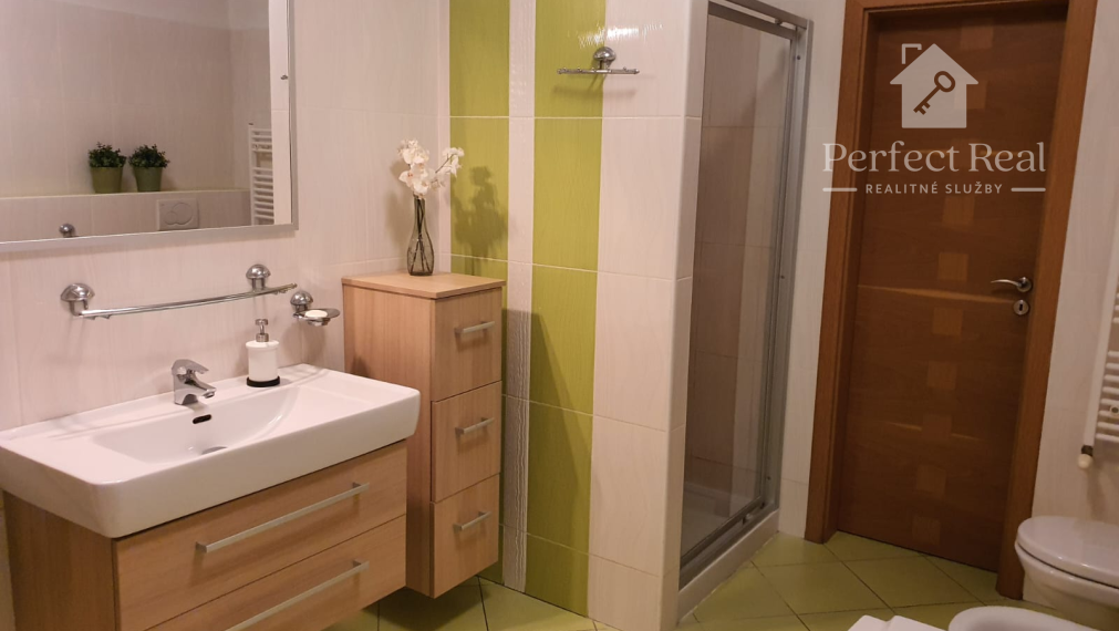 Prenájom 3izbový byt Zámocká ulica - neplatíte províziu!