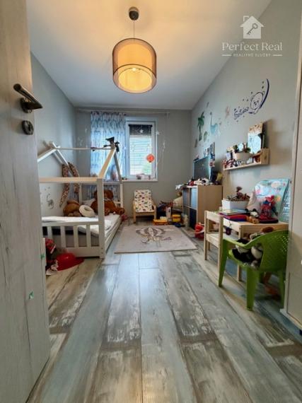 Moderný 4 izbový dom s GARÁŽOU na predaj, Povoda, okr. DS