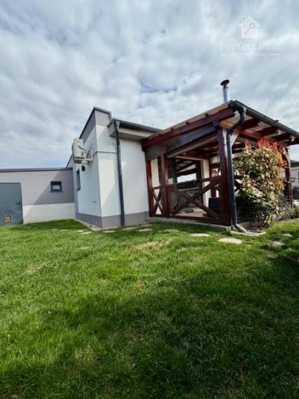 Moderný 4 izbový dom s GARÁŽOU na predaj, Povoda, okr. DS