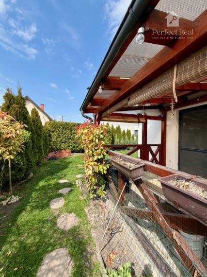 Moderný 4 izbový dom s GARÁŽOU na predaj, Povoda, okr. DS