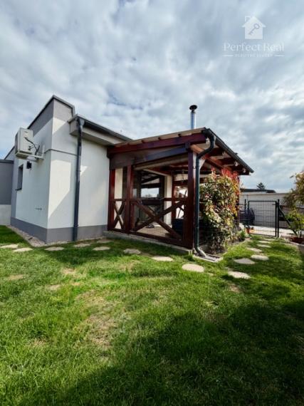 Moderný 4 izbový dom s GARÁŽOU na predaj, Povoda, okr. DS