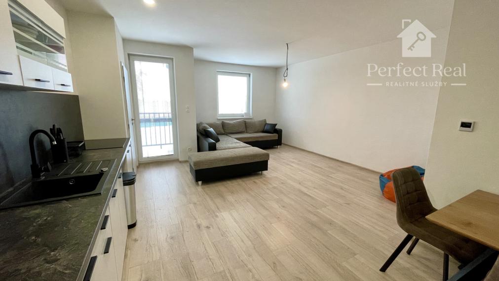 Moderný 3-izbový byt v novostavbe s 2 parkovacími miestami