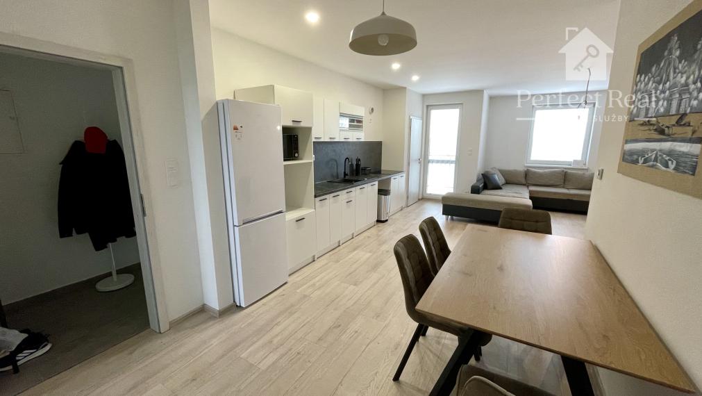 Moderný 3-izbový byt v novostavbe s 2 parkovacími miestami