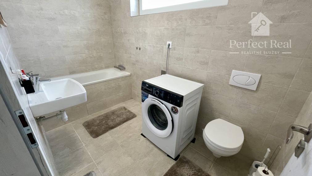 Moderný 3-izbový byt v novostavbe s 2 parkovacími miestami