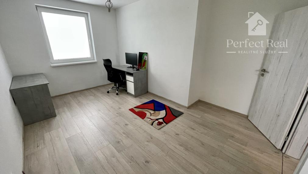 Moderný 3-izbový byt v novostavbe s 2 parkovacími miestami