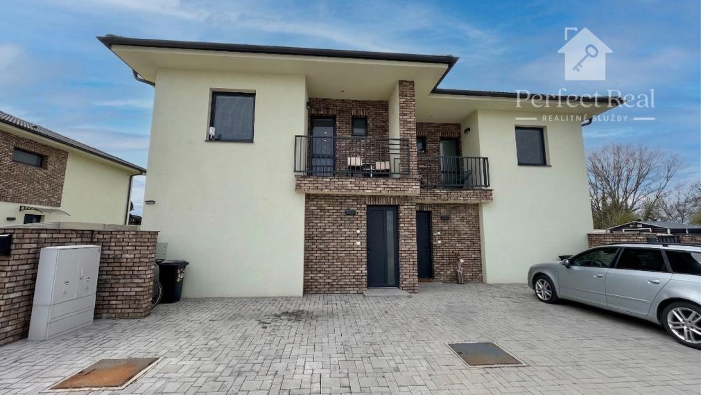 Moderný 3-izbový byt v novostavbe s 2 parkovacími miestami