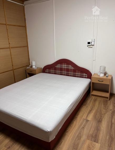 12 apartmánov + 2 domy + 2 garáže + pozemok,  Veľký Meder