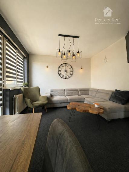 3izbový byt s garážou  2balkónmi a záhradkou v obci Jahodná