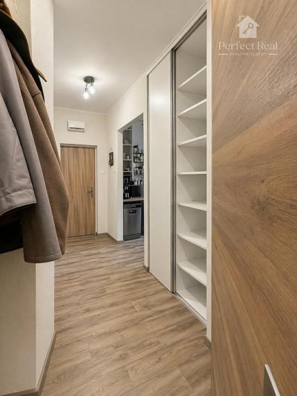 3izbový byt s garážou  2balkónmi a záhradkou v obci Jahodná