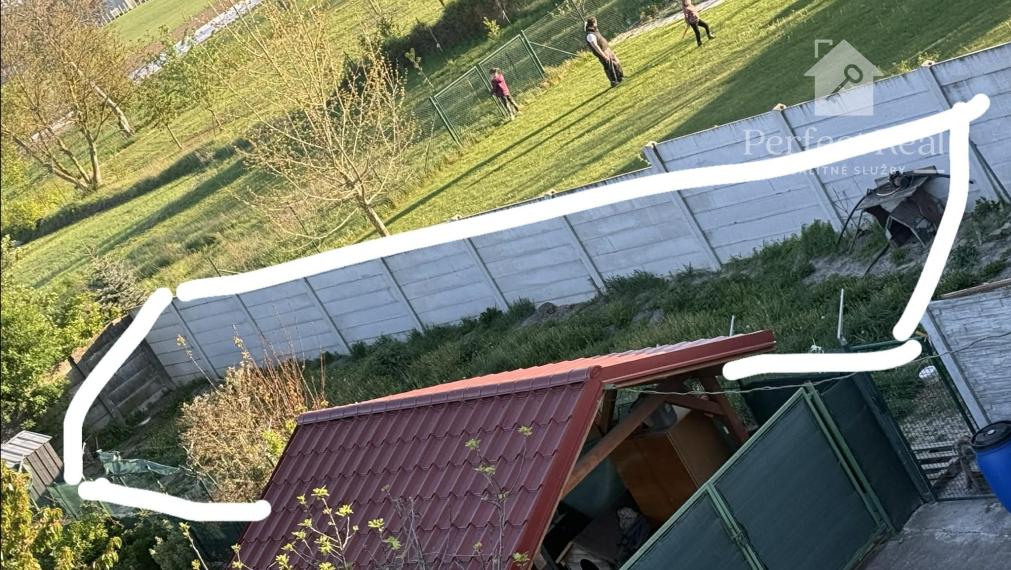 3izbový byt s garážou  2balkónmi a záhradkou v obci Jahodná