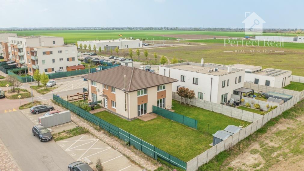 Na predaj 3. izb. mezonet 87,32 m2 s rozľahlou záhradou v Miloslavove.