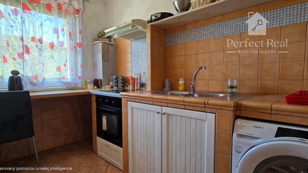 Trojizbový byt s vlastným kúrením, veľkou terasou v obľúbenej lokalite Dunajskej Stredy na predaj