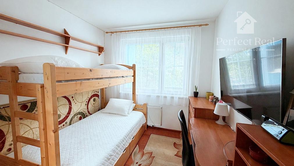 Predaj svetlý 2izbový byt Dúbravka