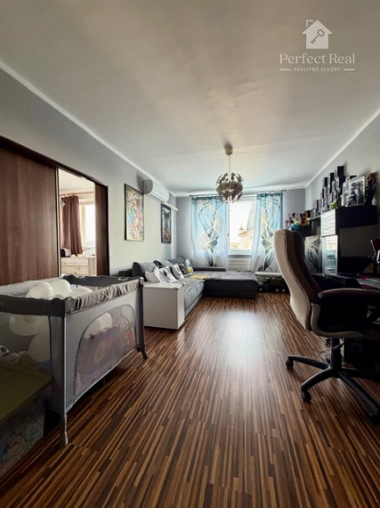 5 izbový byt, 110m2 na predaj,Dunajská Streda-centrum mesta