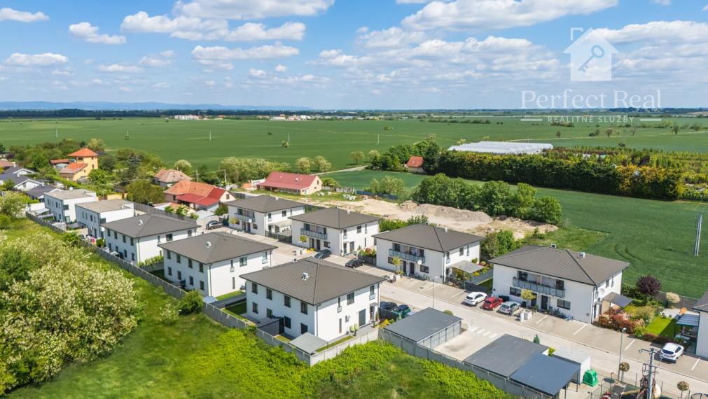 Na predaj 3. izbový byt so záhradou a altánkom v Kráľoviankach -Šamorín.