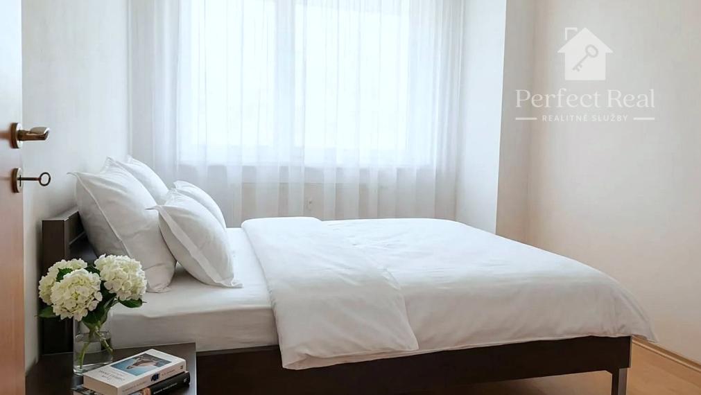 Pekný 3izbový byt s balkónom a parkovaním Ružinov