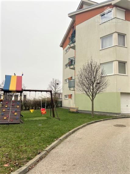 2 izbový byt aj s parkovacím státím, Ul. Krála Žigmunda, DS