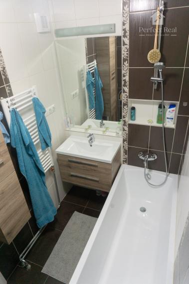 Prenájom okamžite voľného 3 izbového bytu na Borinách, DS