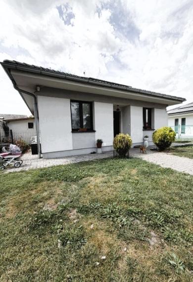 Na predaj pekný 3 izbový rodinný dom,Etreho Kračany,okr. DS