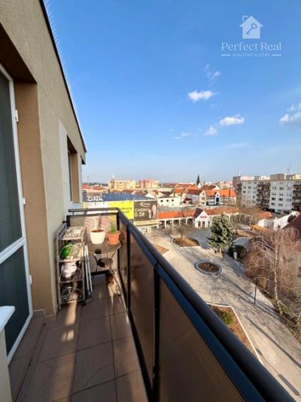 KRASNY 5 izbový byt 110m2, 2 balkóny, Dunajská Streda