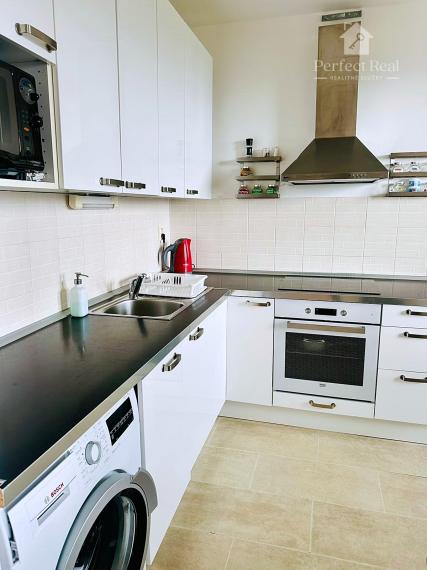 Predaj - svetlý priestranný 3izbový byt s balkónom a pivnicou
