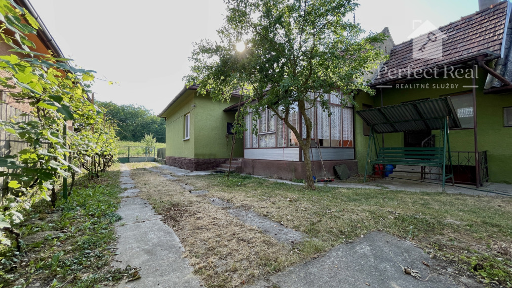Zachovalý 4-izbový rodinný dom v srdci prírody, hneď pri ramene Dunaja – Vojka nad Dunajom