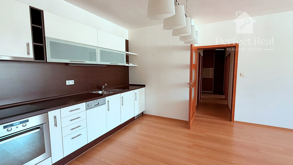 Pekný 3izbový byt s balkónom a parkovaním v garáži Ružinov NOVOSTAVBA