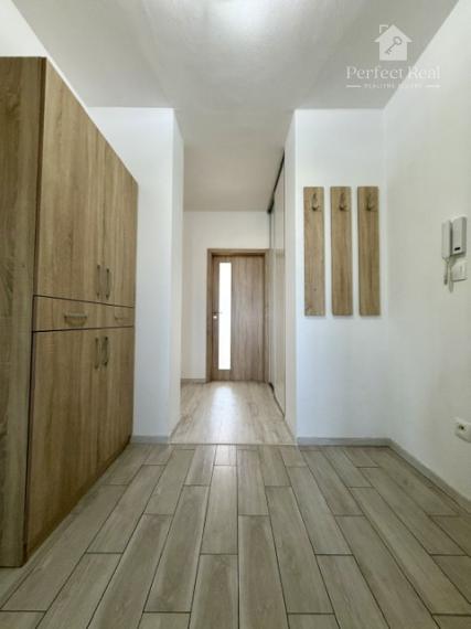 MODERNÝ 3 izbový byt s vlastným kúrením a parkovacím státím