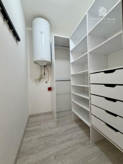 MODERNÝ 3 izbový byt s vlastným kúrením a parkovacím státím