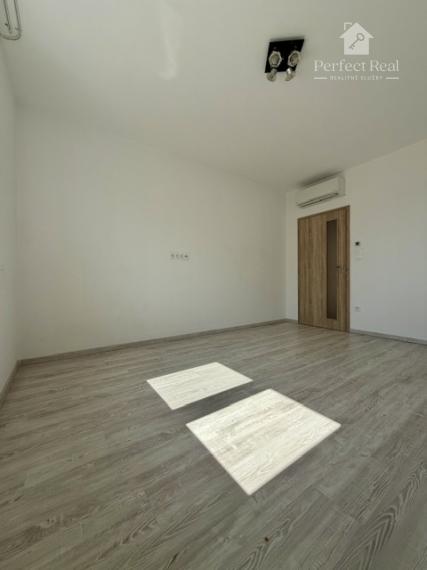 MODERNÝ 3 izbový byt s vlastným kúrením a parkovacím státím