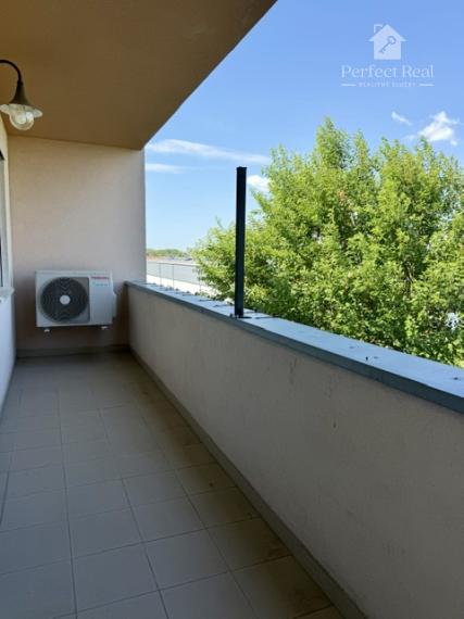 MODERNÝ 3 izbový byt s vlastným kúrením a parkovacím státím