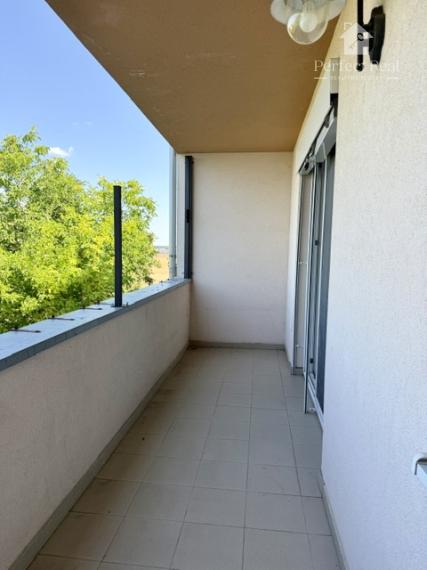 MODERNÝ 3 izbový byt s vlastným kúrením a parkovacím státím