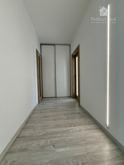 MODERNÝ 3 izbový byt s vlastným kúrením a parkovacím státím