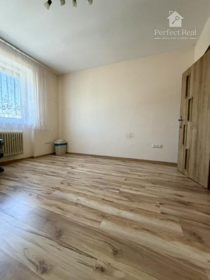 3 izbový byt na predaj s garážou,uzavretý areál, Dun.Streda