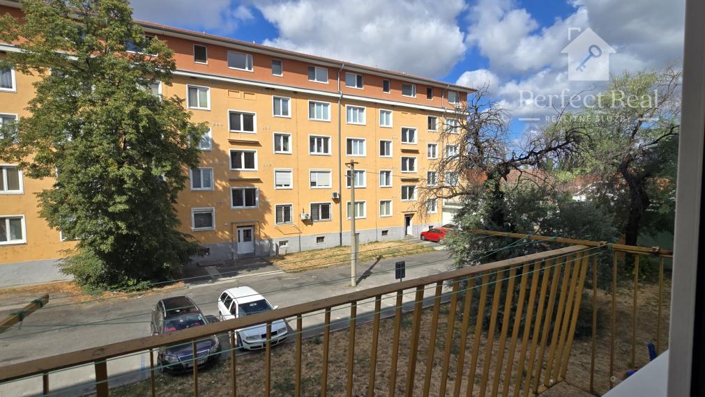 Veľký 2-izbový byt s pivnicou na predaj - Kukučínova ulica, Dunajská Streda