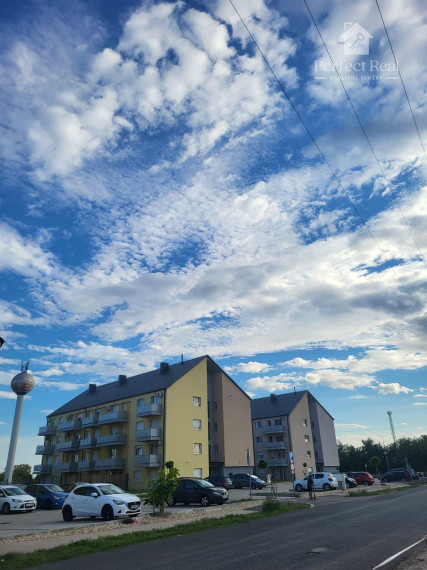 Na predaj 2. izbový byt s balkónom a parkovaním  v Rajke .
