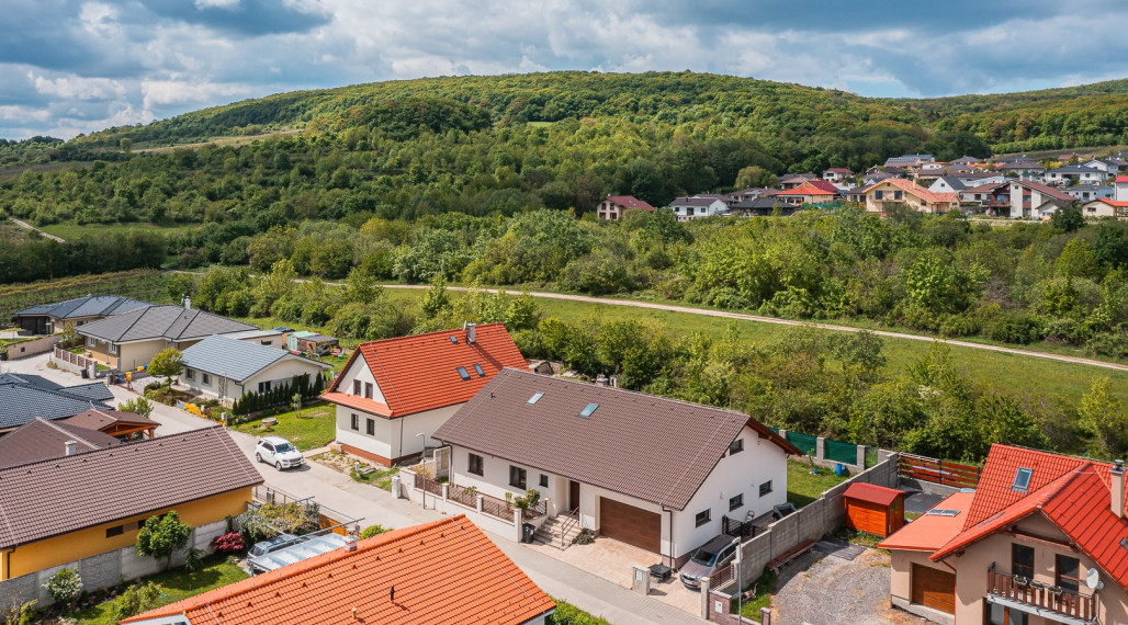 Na predaj 5. izbový rodinný dom na Dubovej pod Fugelkou.