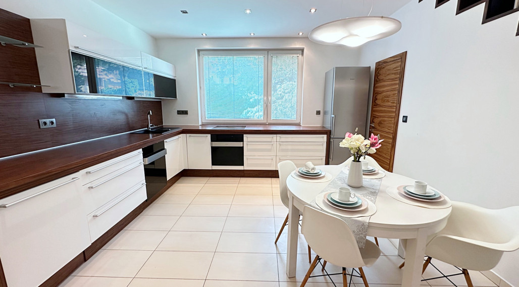 Luxusný priestranný  MEZONET s veľkou terasou REZERVOVANE!!!