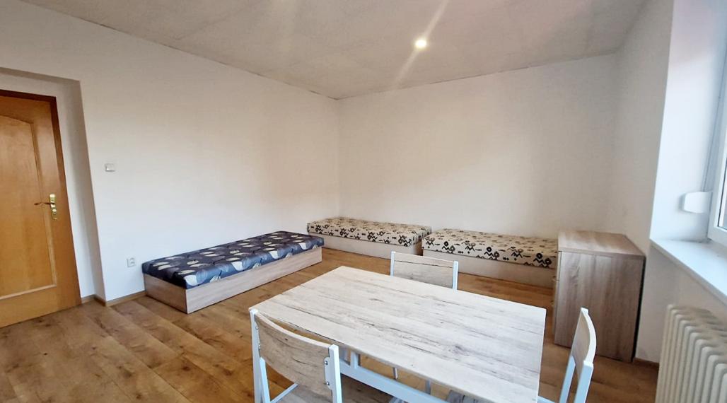 Byt v rodinnom dome TRNAVA - pre pracujúcich