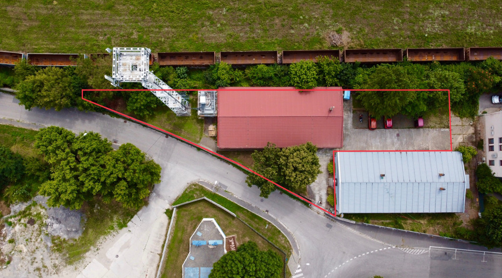 Podnikateľský objekt v blízkosti centra Komárna