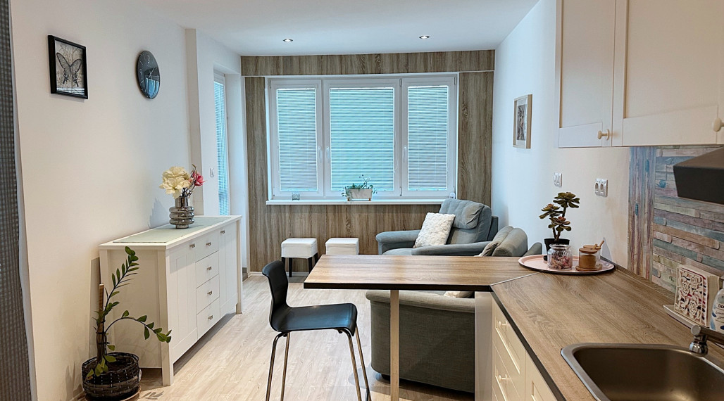 Na predaj 1izbový byt, pekná nová lokalita, balkón, parkovacie miesto REZERVOVANE!!!