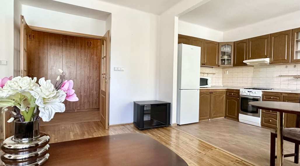 Na predaj priestranný 2 izbový byt Miletičova ul. Bratislava REZERVOVANE!!!