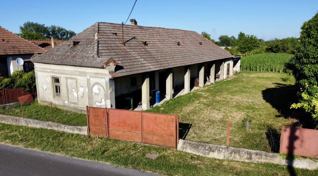 Starý dom na veľkom pozemku, dohoda možná