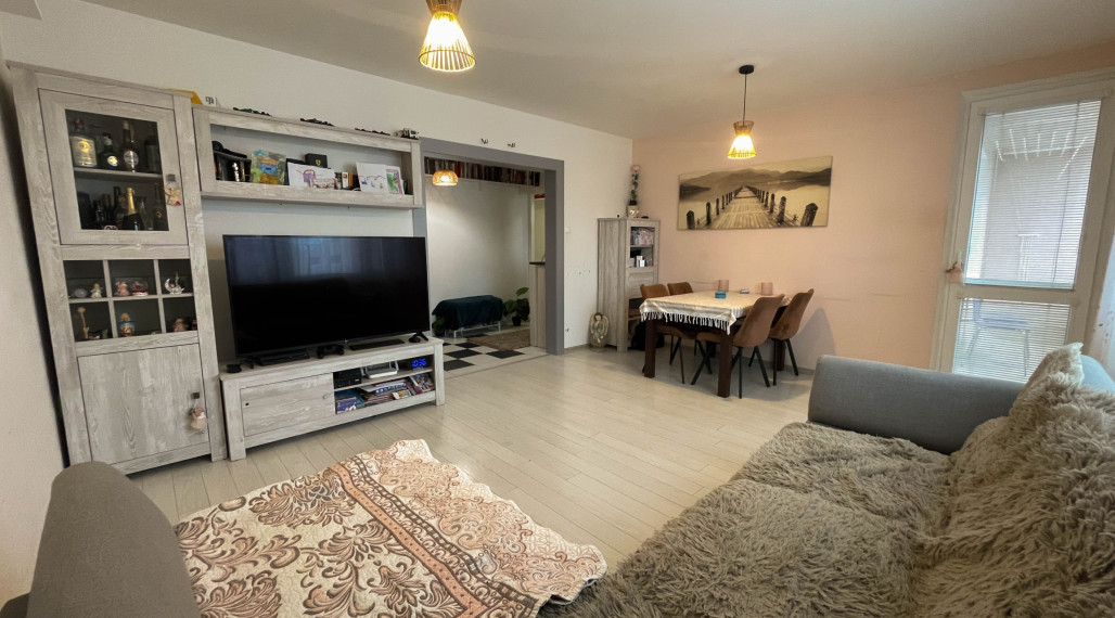 Útulný 3 izbový byt na ulici Rybárska, Šamorín- veľká loggia, TOP Lokalita