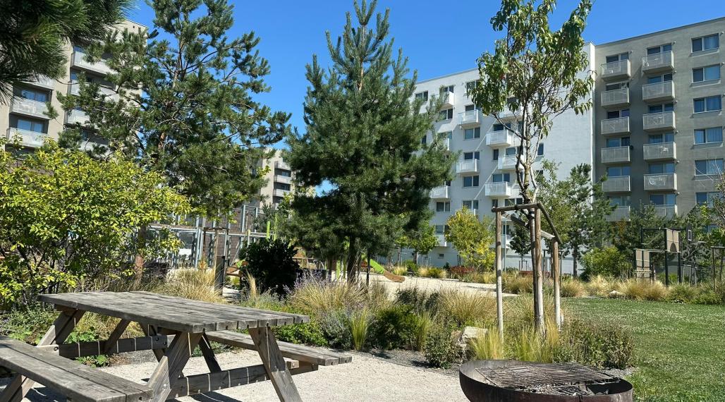 Prenájom 3izbový byt v novostavbe s balkónom a parkovaním