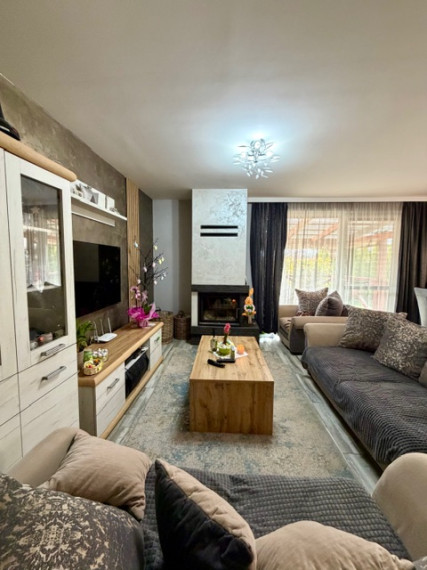 Moderný 4 izbový dom s GARÁŽOU na predaj, Povoda, okr. DS