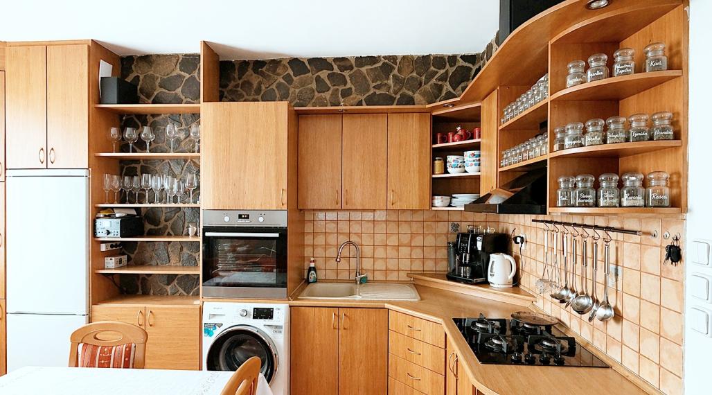 Predaj svetlý 2izbový byt Dúbravka